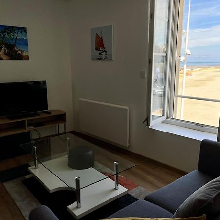 L'Artiste, Moderne Avec Vue Mer - Cour - Parking Langrune-sur-Mer Extérieur photo